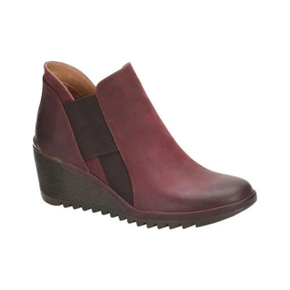 Comfortiva Altair Leather Wedge Booties - Picture 1 of 11